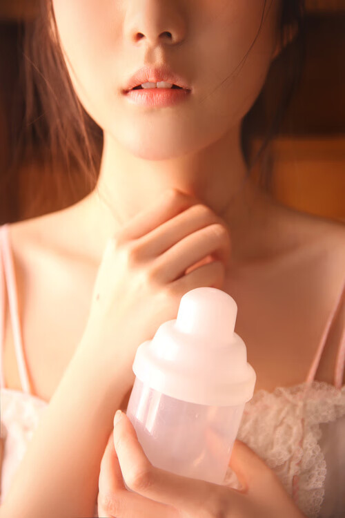 JIU YOU GAME-燃情欧冠夜，球迷狂欢不夜城