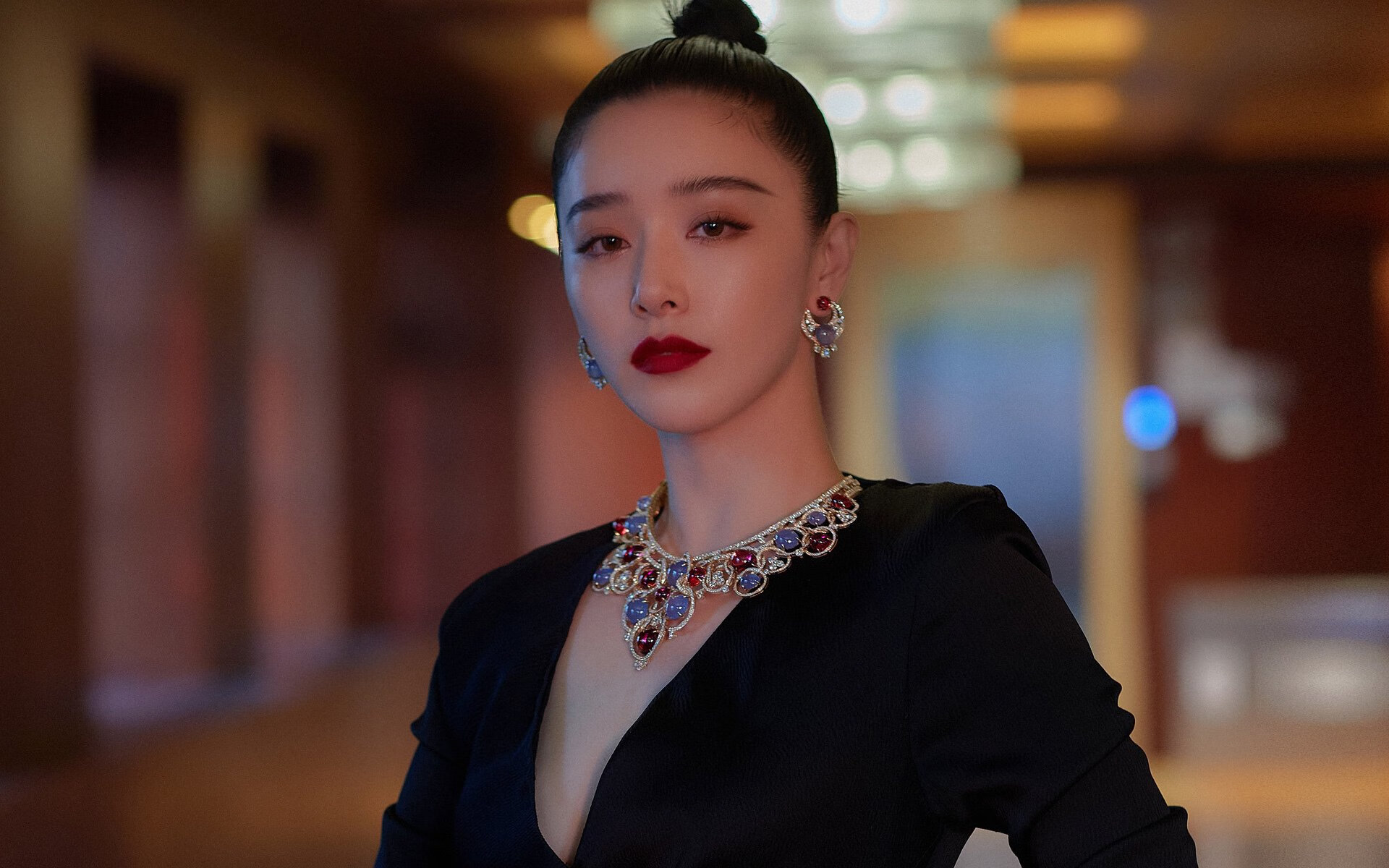 九游下载安装-意大利蛙泳力量型选手决赛炸场，意大利泳装